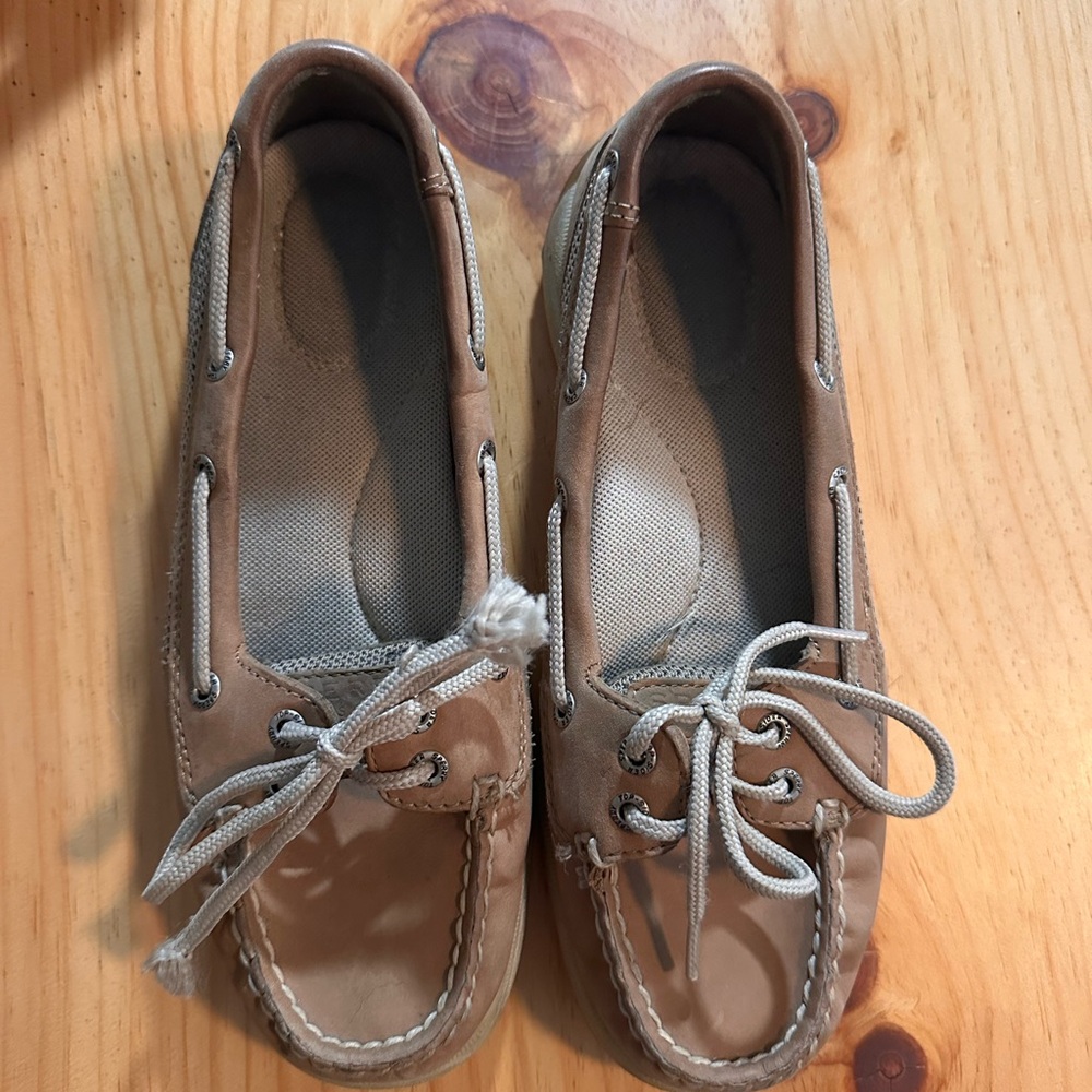 Sperry Women's Light Brown Moccasins